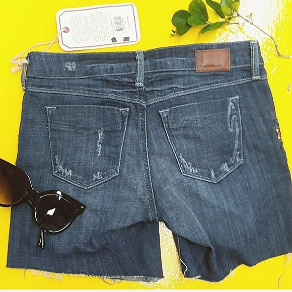 DESIGN LAB Emboidered Aztec Southeast Frayed Cutoff Denim Jean Shorts NWT - Picture 6 of 15